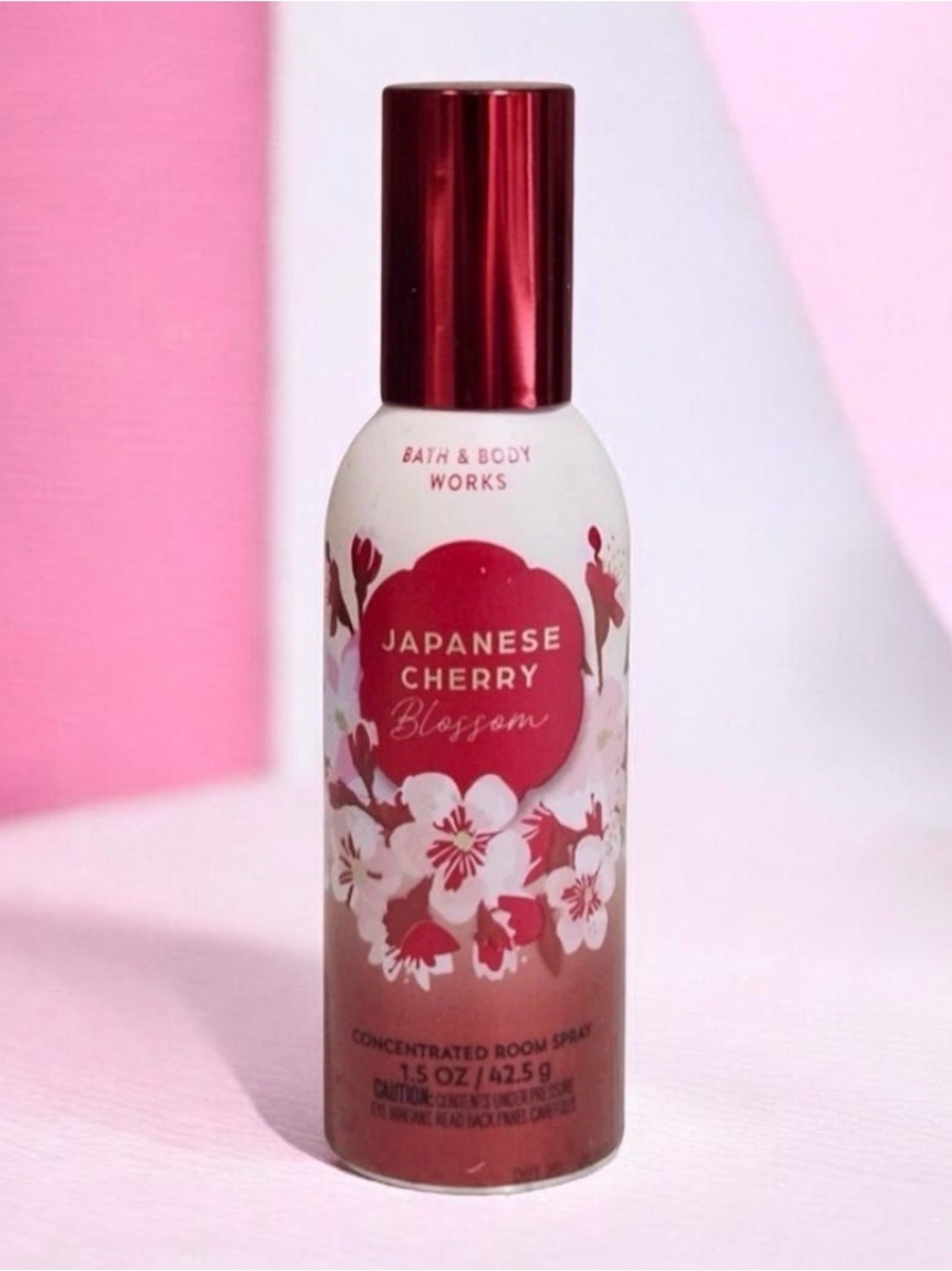 Bath & Body Works Japanese Cherry Blossom Room Spray — Pink & Red Floral